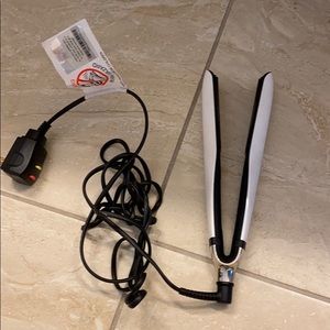 Hair straightener
